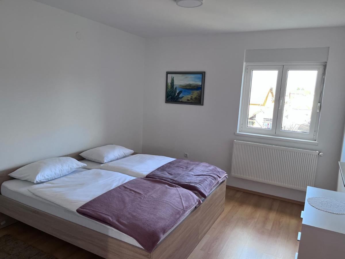 Apartman Magnolia Petrovina Turopoljska Exterior photo